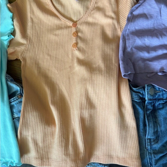 Girls 10-12 t-shirts pants shorts clothing lot - Picture 8 of 14